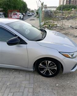 نیسان سێنترا